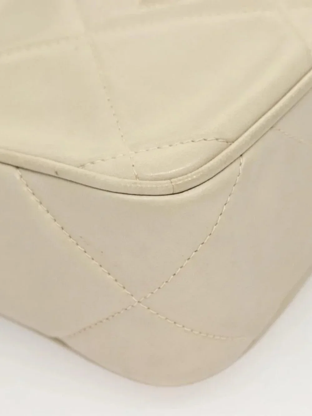 CHANEL Matelasse COCO Mark Chain Bag Lamb Skin Beige Gold CC Auth BA3101